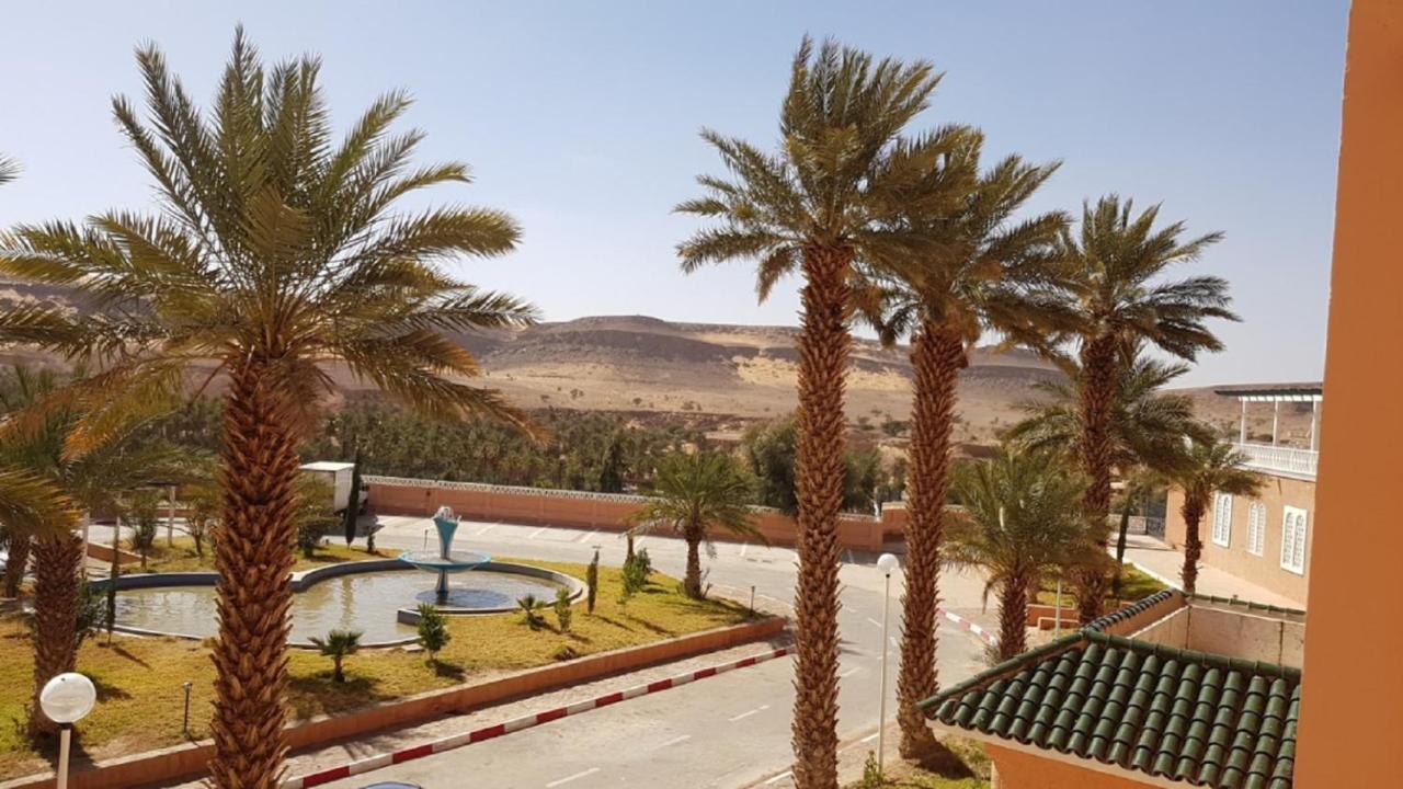 Taghit Saoura Hotel Buitenkant foto