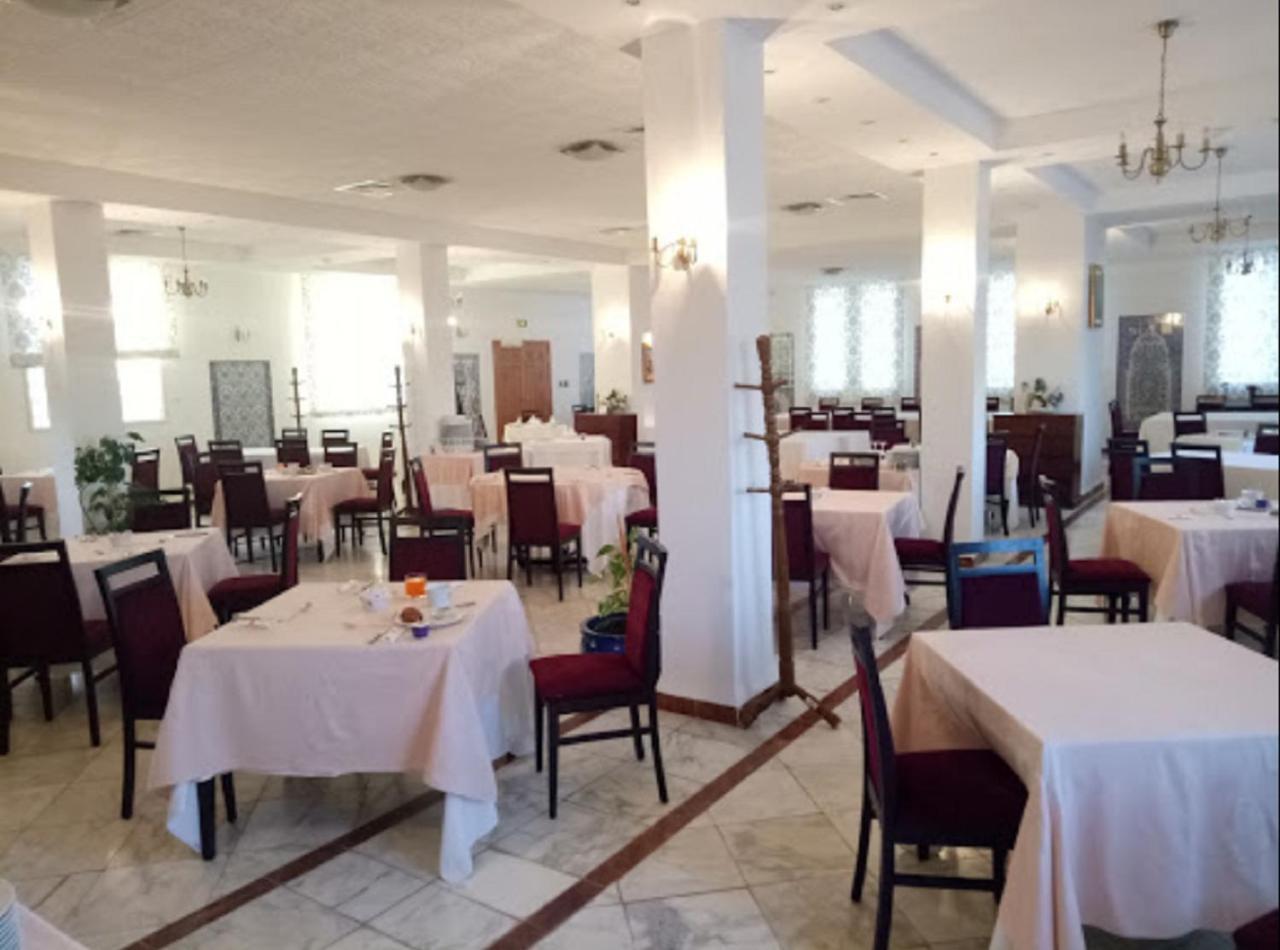 Taghit Saoura Hotel Buitenkant foto