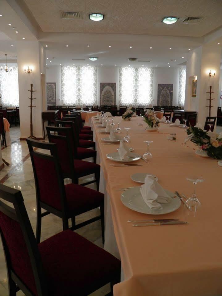 Taghit Saoura Hotel Buitenkant foto